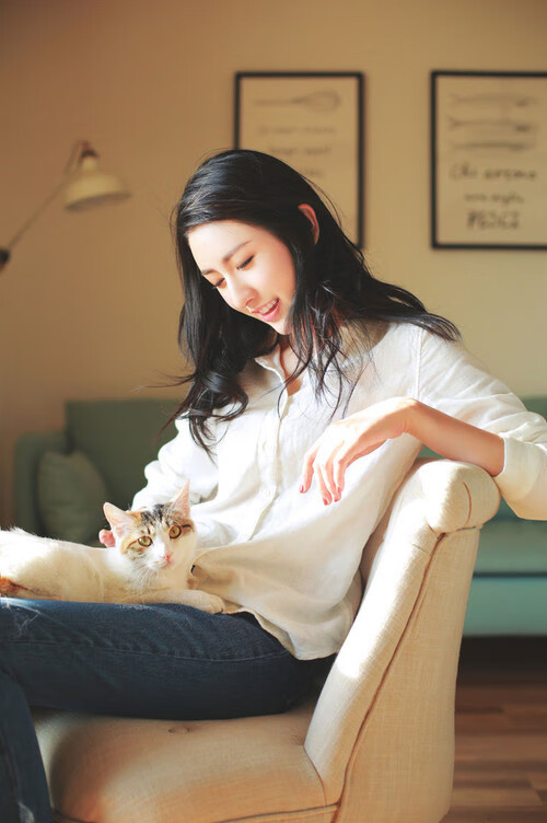 万乐天女子50米仰泳决赛夺冠有望，万乐天女子50米仰泳摘铜